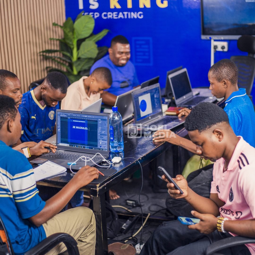 Unatafuta huduma ya kutengeneza website ya kisasa Tanzania? Joel Media tunatengeneza tovuti za biashara, eCommerce, blogu, hoteli, NGO na zingine. Tunazingatia muonekano, kasi, na SEO. Pata huduma bora yenye matokeo!